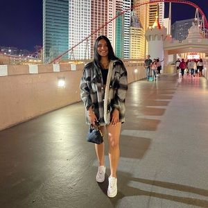 Meet your Posher, Irali